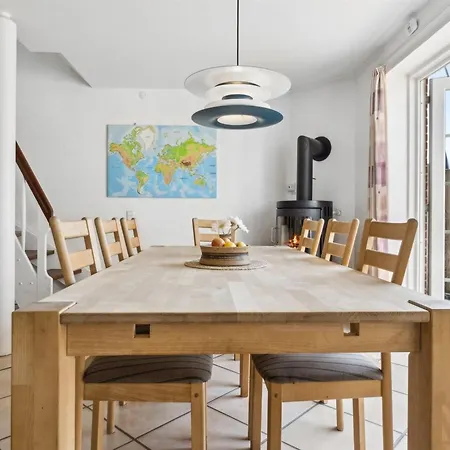 Σπίτι διακοπών Langsom - 100m From The Sea By Interhome