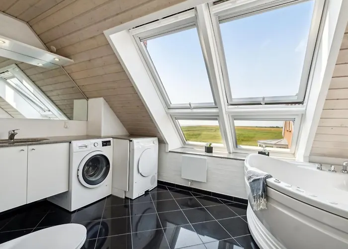 Holiday home Langsom - 100m From The Sea By Interhome *